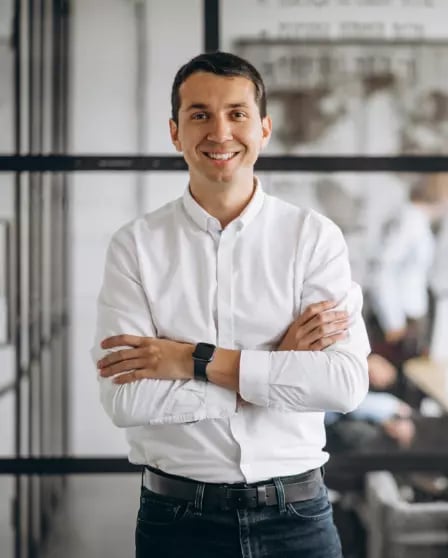 ombre-negocios-dueno-empresa-oficina